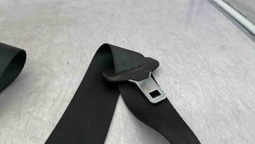 Ceinture arriere gauche FORD KA 2 PHASE 2 Essence
