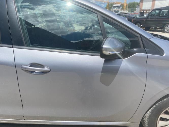 Porte avant droit PEUGEOT 208 1 PHASE 2 Essence