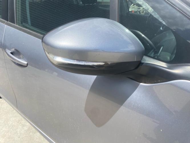 Retroviseur droit PEUGEOT 208 1 PHASE 2 Essence
