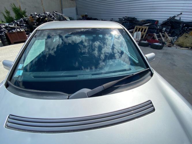 Pare brise MERCEDES CLASSE E 210 PHASE 1 Essence