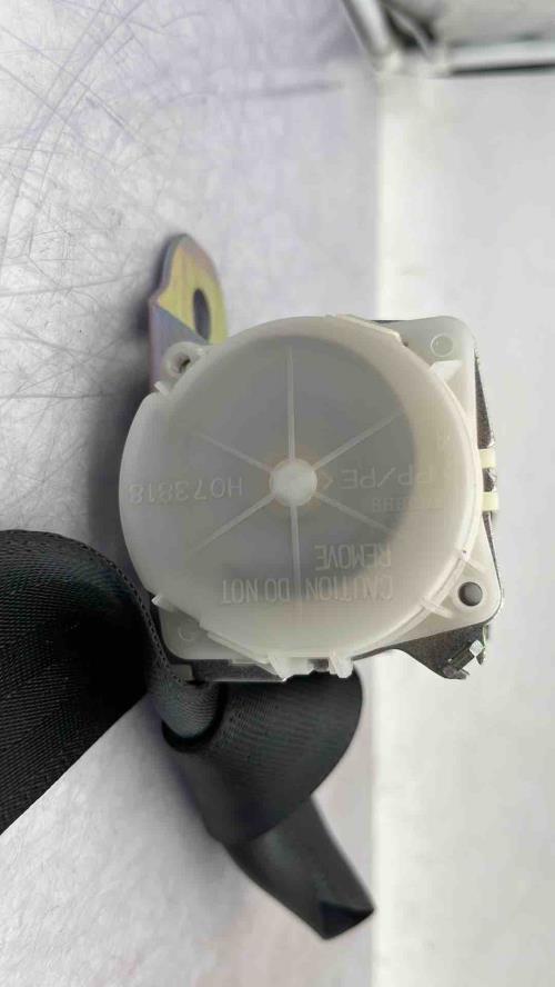 Ceinture arriere gauche TOYOTA YARIS 2 PHASE 1 Diesel