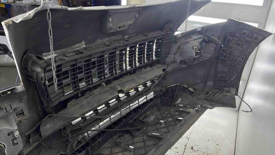 Pare choc avant PEUGEOT 3008 1 PHASE 1 Diesel