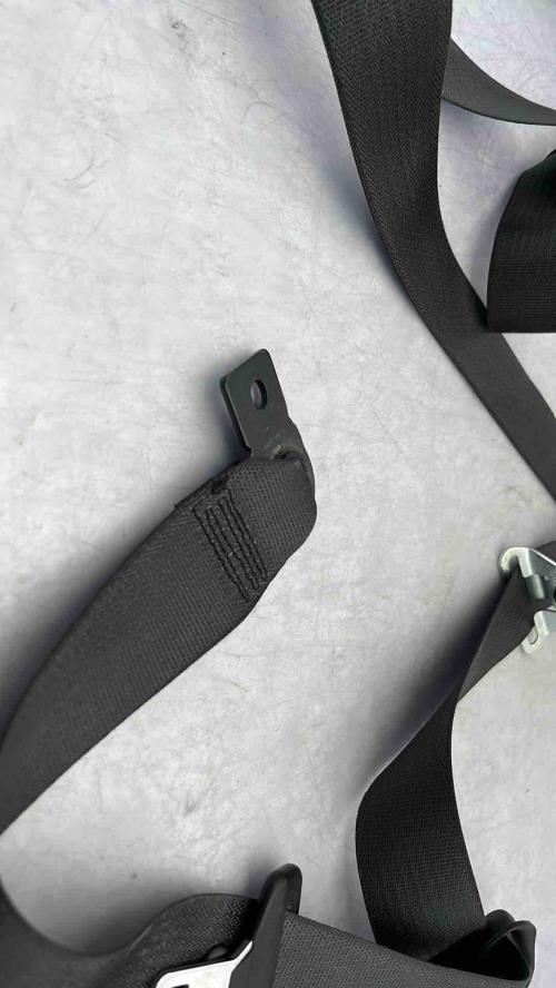 Ceinture avant droit OPEL MERIVA B PHASE 1 Diesel