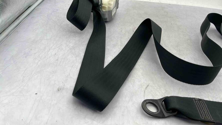 Ceinture avant droit TOYOTA AYGO 1 PHASE 2 Essence