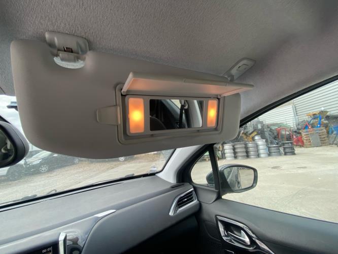 Pare soleil droit PEUGEOT 208 1 PHASE 1 Essence