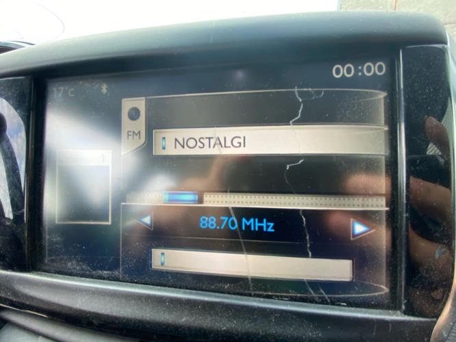 Ecran GPS PEUGEOT 208 1 PHASE 1 Essence