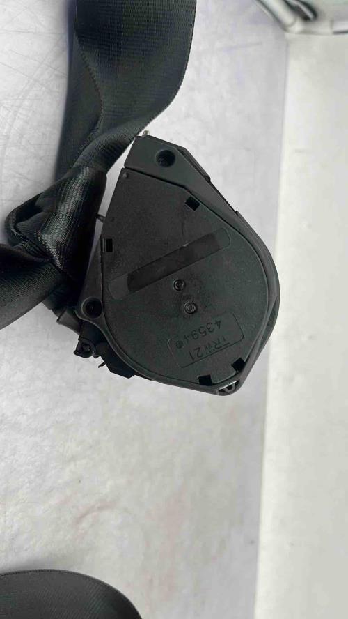 Ceinture arriere gauche VOLKSWAGEN POLO 5 PHASE 1 Diesel