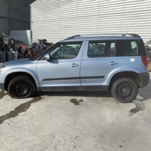 Porte avant gauche SKODA YETI PHASE 1 Essence