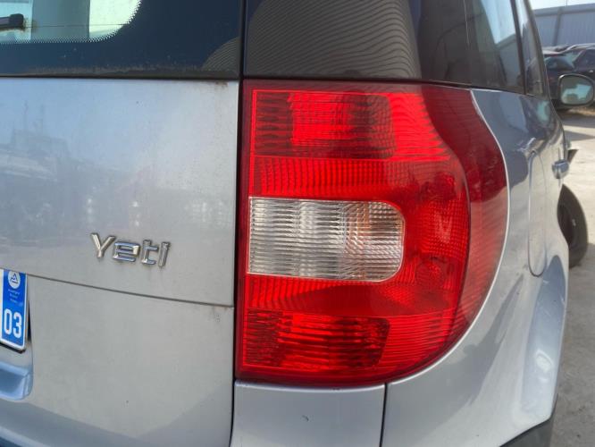 Feu arriere principal droit (feux) SKODA YETI PHASE 1 Essence