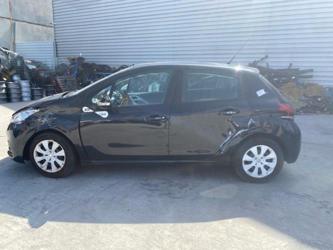 Porte avant gauche PEUGEOT 208 1 PHASE 2 Diesel