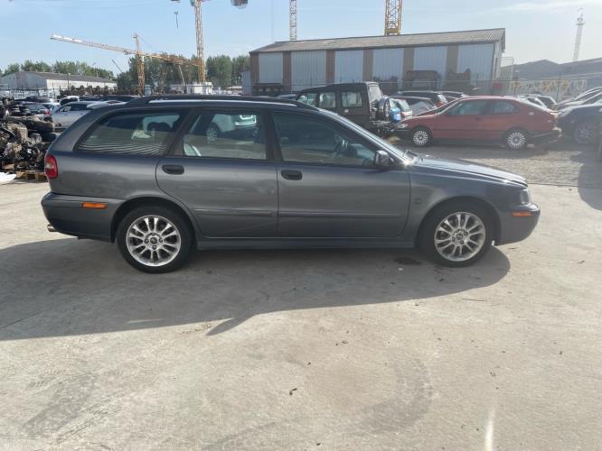Porte arriere droit VOLVO V 40 1 PHASE 2 BREAK Diesel