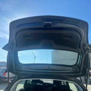 Malle/Hayon arriere OPEL CORSA E Essence
