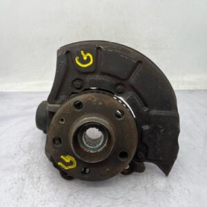 Fusee avant gauche AUDI A3 1 PHASE 2 Diesel