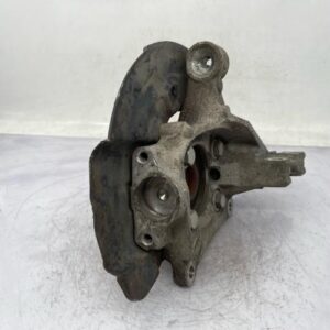 Fusee avant gauche VOLVO V 70 1 PHASE 2 BREAK Diesel