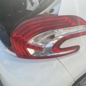 Feu arriere principal droit (feux) PEUGEOT 208 1 PHASE 1 Diesel
