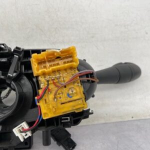 Com (Bloc Contacteur Tournant+Commodo Essuie Glace+Commodo Phare) RENAULT CLIO 4 PHASE 1 BREAK Diesel