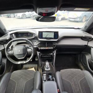 Tableau de bord PEUGEOT 2008 2 PHASE 1 Essence