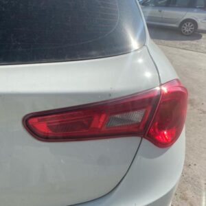 Feu arriere secondaire droit (feux) ALFA ROMEO GIULIETTA 2 PHASE 1 Diesel