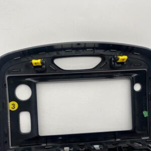 Facade autoradio RENAULT CLIO 4 PHASE 2 Diesel