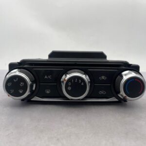 Commande chauffage NISSAN MICRA 5 Essence