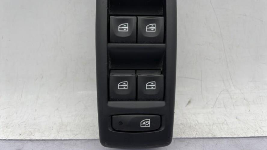 Interrupteur de leve vitre avant gauche RENAULT MEGANE 3 PHASE 2 BREAK Diesel