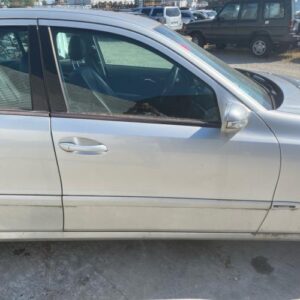 Porte avant droit MERCEDES CLASSE E 211 PHASE 1 Essence/Gaz naturel