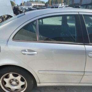 Porte arriere droit MERCEDES CLASSE E 211 PHASE 1 Essence/Gaz naturel