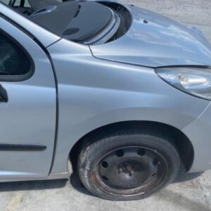 Aile avant droit PEUGEOT 207 PHASE 1 BREAK Essence