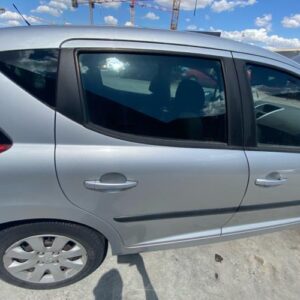 Aile arriere droit PEUGEOT 207 PHASE 1 BREAK Essence