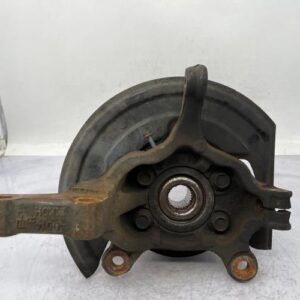 Fusee avant droit NISSAN JUKE 1 PHASE 2 Diesel