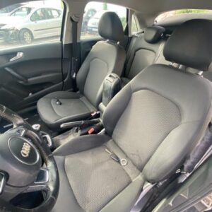 Interieur complet AUDI A1 1 SPORTBACK PHASE 1 Essence