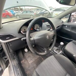 Tableau de bord PEUGEOT 207 PHASE 2 CABRIOLET Diesel