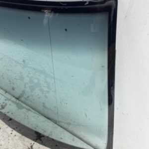 Pare brise MERCEDES CLASSE E 210 PHASE 1 Diesel