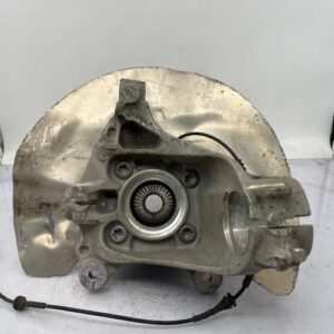 Fusee avant gauche BMW SERIE 1 F40 Diesel