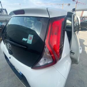 Feu arriere principal droit (feux) TOYOTA AYGO 2 PHASE 2 Essence