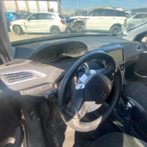 Tableau de bord PEUGEOT 208 1 PHASE 1 Diesel