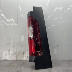 Feu arriere principal droit (feux) RENAULT TRAFIC 3 COURT PHASE 1 Diesel