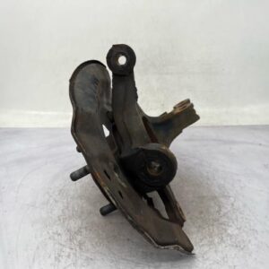 Fusee avant gauche TOYOTA YARIS 2 PHASE 1 Diesel
