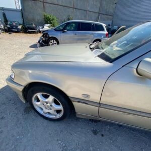Aile avant gauche MERCEDES CLASSE C 202 PHASE 2 Diesel