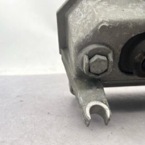 Support moteur gauche RENAULT CLIO 3 PHASE 2 BREAK Diesel