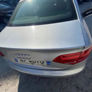 Malle/Hayon arriere AUDI A4 3 PHASE 1 Essence