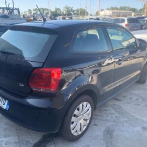 Pare choc arriere VOLKSWAGEN POLO 5 PHASE 1 Essence