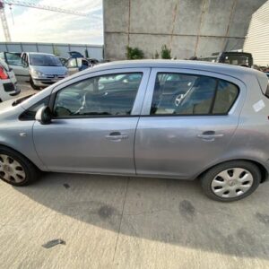 Porte avant gauche OPEL CORSA D PHASE 1 Diesel