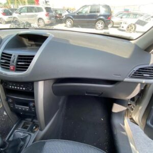 Tableau de bord PEUGEOT 207 PHASE 1 Diesel