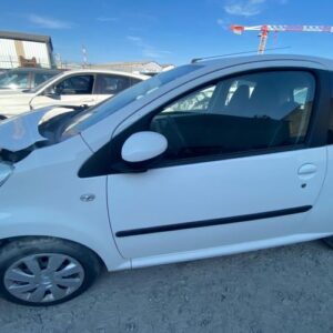 Porte avant gauche PEUGEOT 107 PHASE 3 Essence