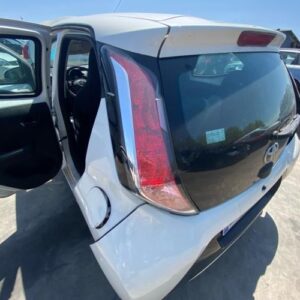 Feu arriere principal gauche (feux) TOYOTA AYGO 2 PHASE 1 Essence