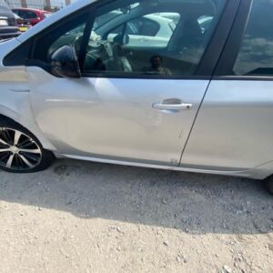 Porte avant gauche PEUGEOT 208 1 PHASE 2 Essence