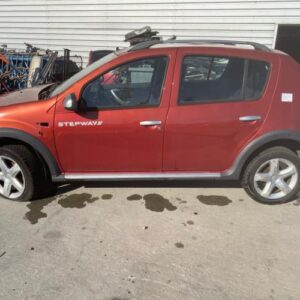 Porte avant gauche DACIA SANDERO 1 Diesel