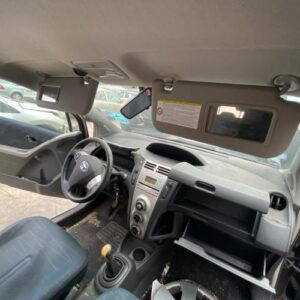 Pare soleil droit TOYOTA YARIS 2 PHASE 1 Diesel