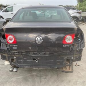 Malle/Hayon arriere VOLKSWAGEN PASSAT 5 Diesel
